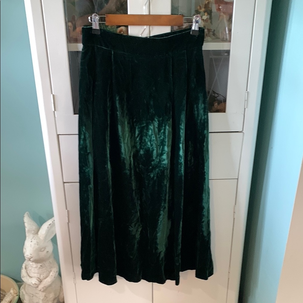 Talbots Vintage sz 10 Elegant Green Velvet Skirt euc